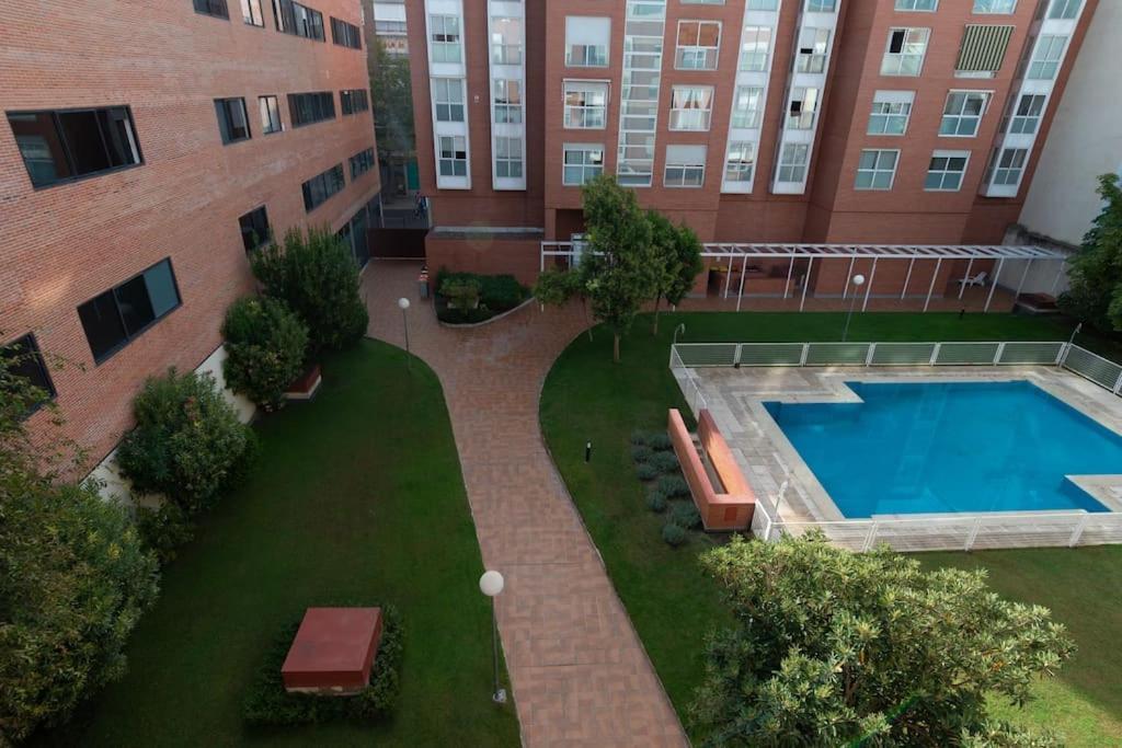 Vivienda Con Zona De Trabajo, Piscina Y Parking Apartamento Madri Exterior foto